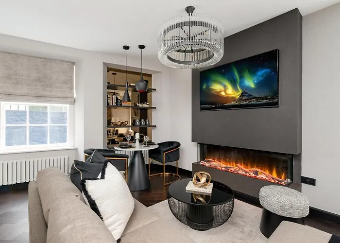 Sovo - Luxury Romantic Westend With Jacuzzi Bath Edynburg