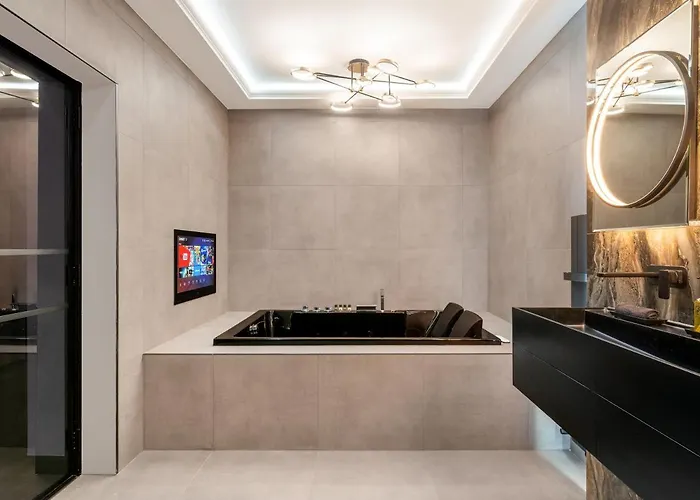 Sovo - Luxury Romantic Westend With Jacuzzi Bath Apartament Edynburg