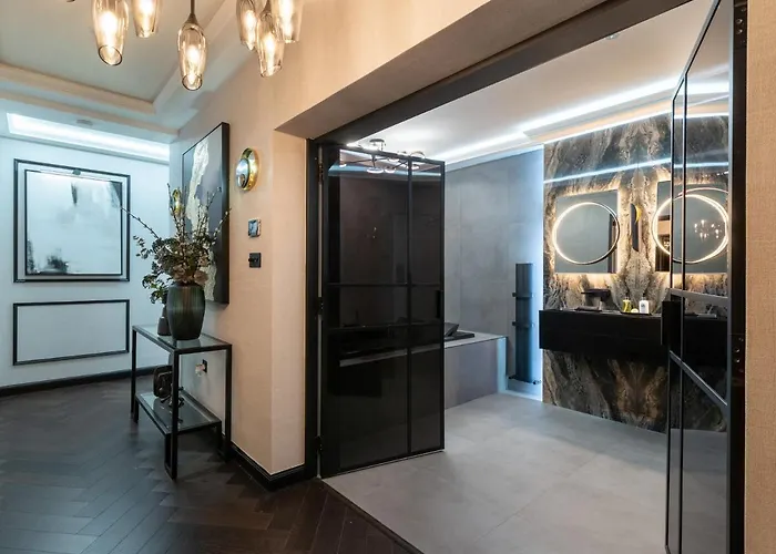 Sovo - Luxury Romantic Westend With Jacuzzi Bath Edynburg