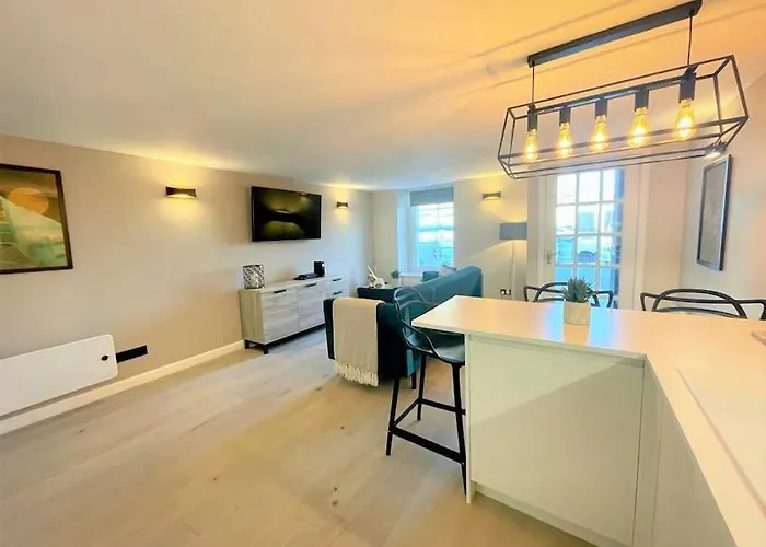 Apartment Stylish, And Cosy 1bd Nr Canongate Edinburgh