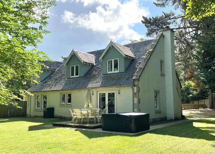 Ferienhaus Estate At Carberry Tower *