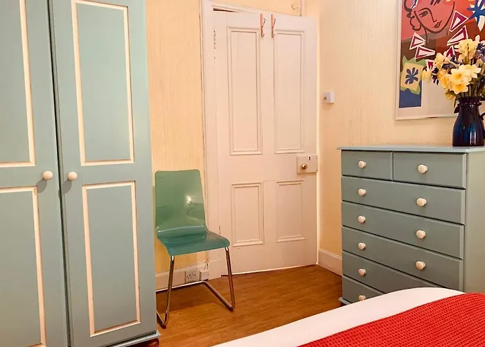 아파트 Royal Mile Apt, Just 1 Min From Castle!