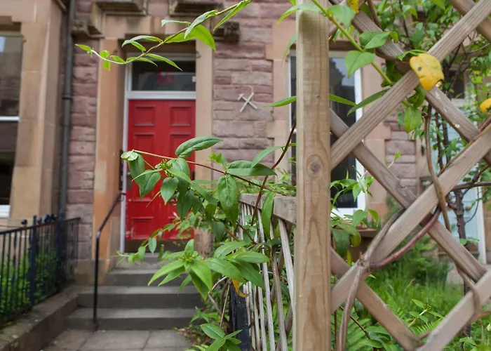 My Meadows, Centre Apartment, Sunny&spacious Apartment *