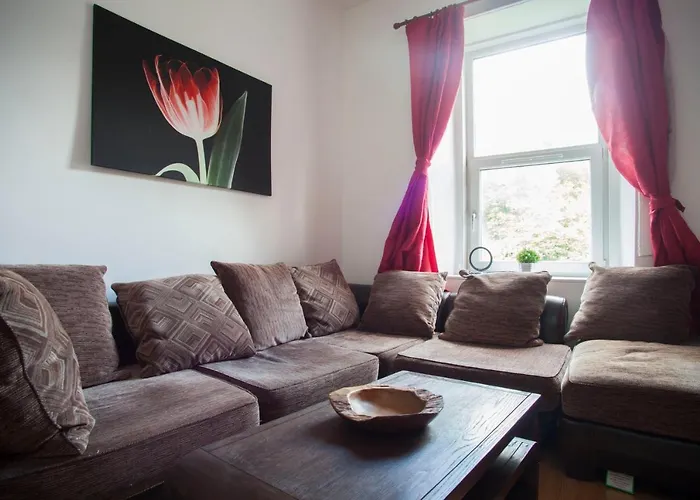 My Meadows, Centre Apartment, Sunny&spacious * Edinburgh