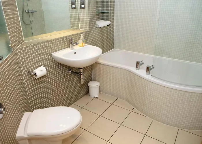 Joivy Inviting Flat With Parking In Canonmills Daire *