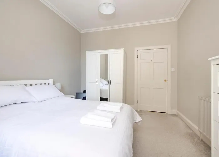 Apartment Elegant 2-bedroom In Centre *