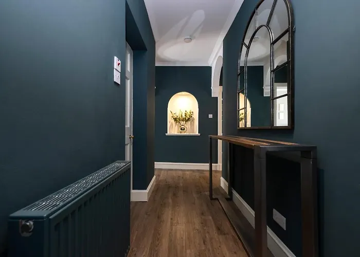 Elegant 2-bedroom In Centre Lägenhet