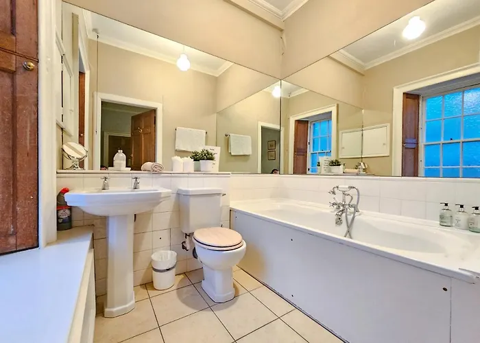 Unique New Town Near Princes Street Apartment Edinburgh