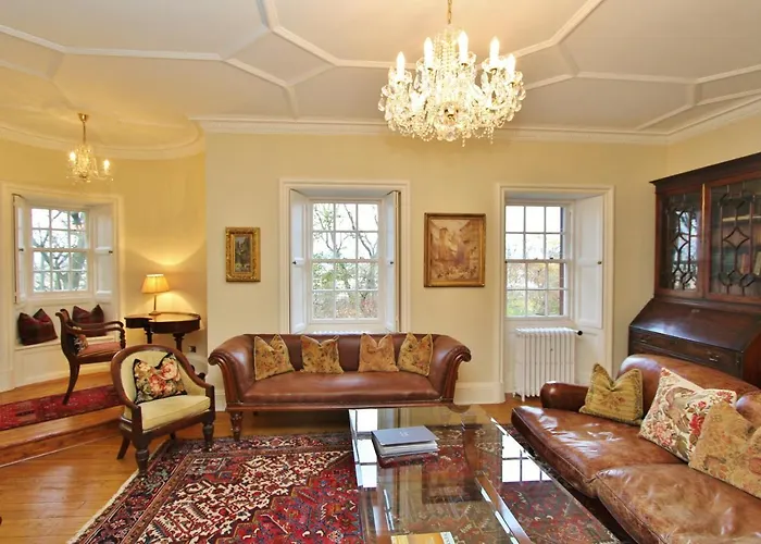 Elegant 3-bedroom Ramsay Garden In Centre * Edinburgh