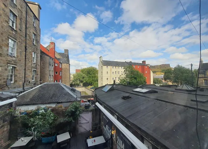 Charming Old Town Apartamento Edimburgo