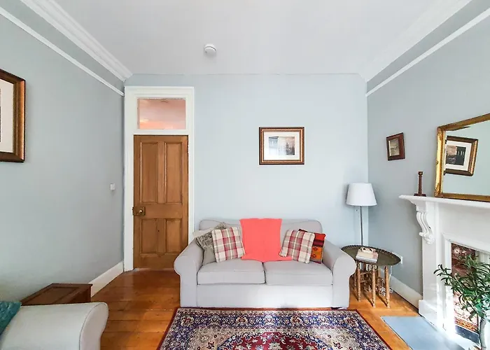 Charming Old Town Edimburgo