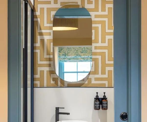 Eleven Stafford Street Townhouse (adults Only)