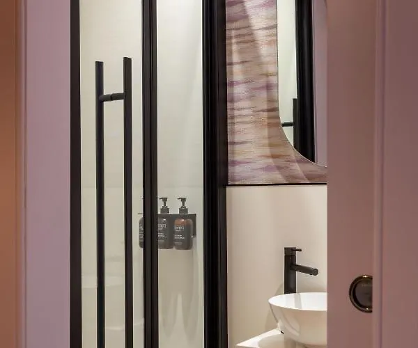 Eleven Stafford Street Townhouse (adults Only)