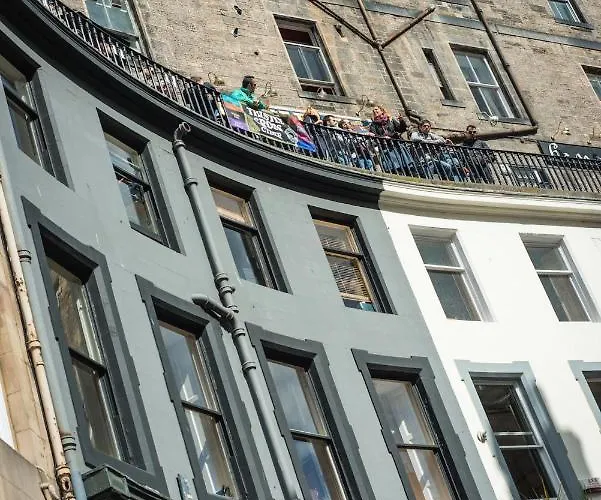 Lady Wynd - 1 Bed דירה *