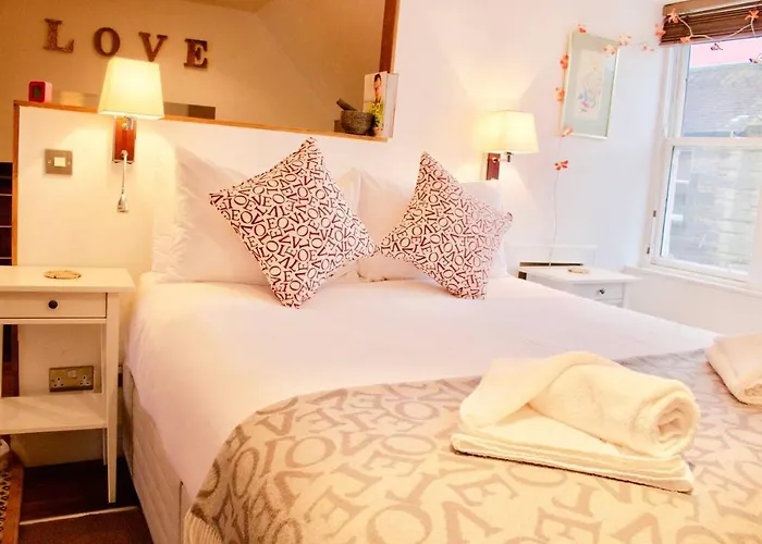 Cosy - Pass The Keys *