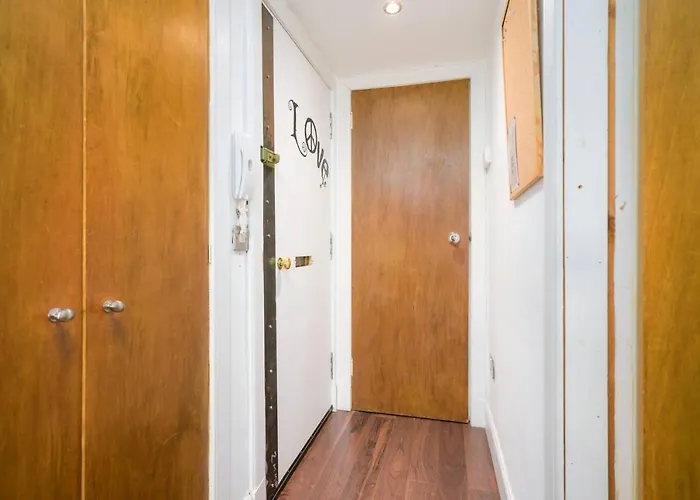 Cosy - Pass The Keys *