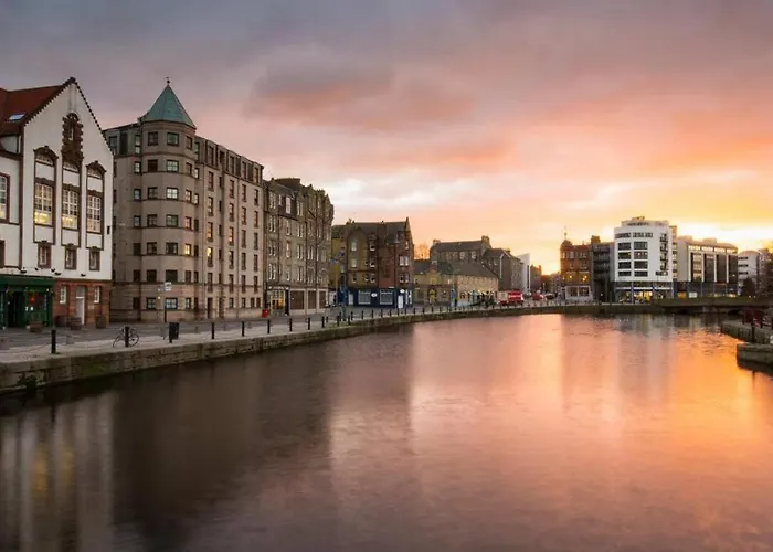 شقة My Waterfront Apartment, Views Over Water Of Leith