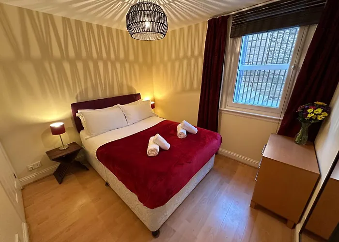 Castle Wynd Old Town *