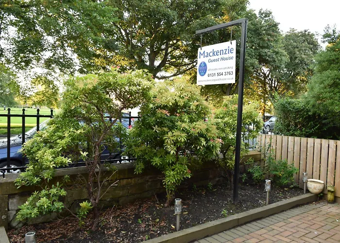 Πανσιόν Mackenzie 3*