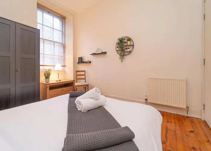 Large Corner דירה