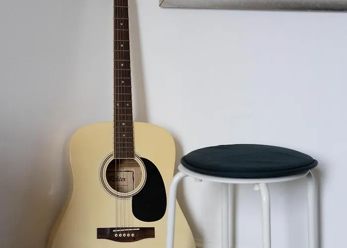 Cosy Leith Escape - *