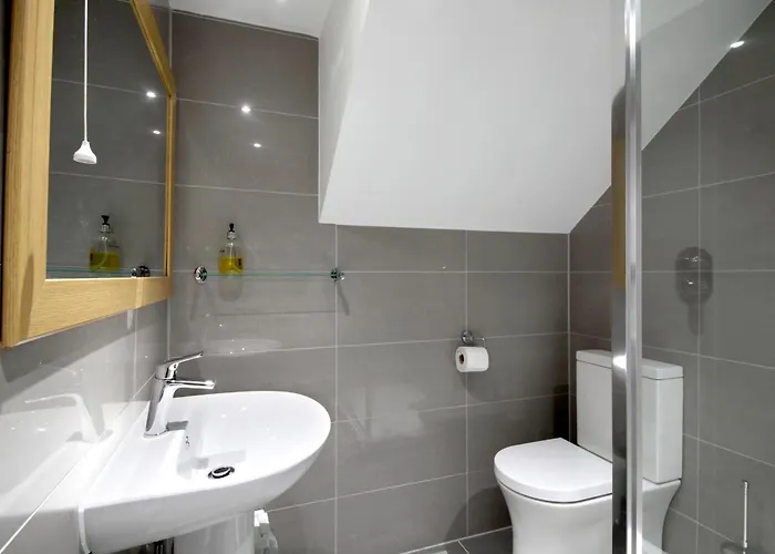 Vendégház Sheens House 3*