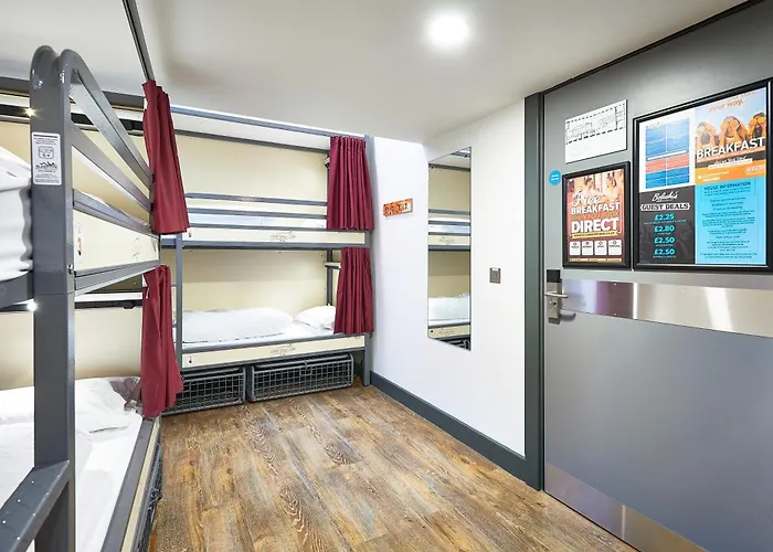 St Christopher's - Old Town Hostel *