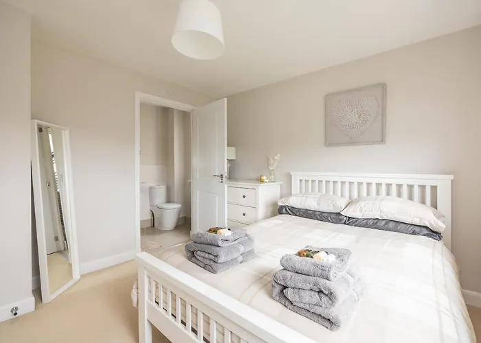 Luxury Detached * Edinburgh