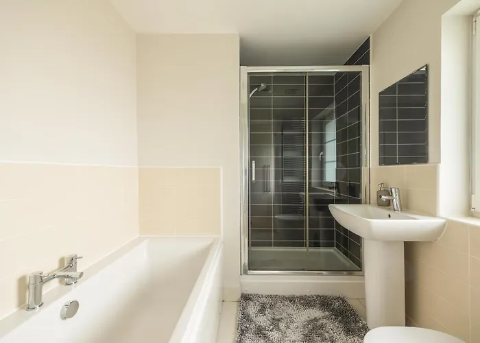 Luxury Detached Semesterbostad Edinburg