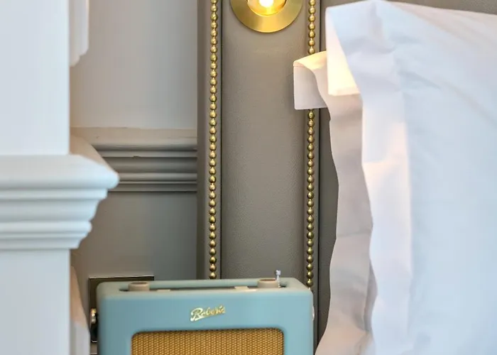 Righ Residences - George Street Aparthotel Edinburgh