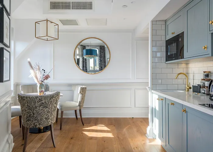 Righ Residences - George Street