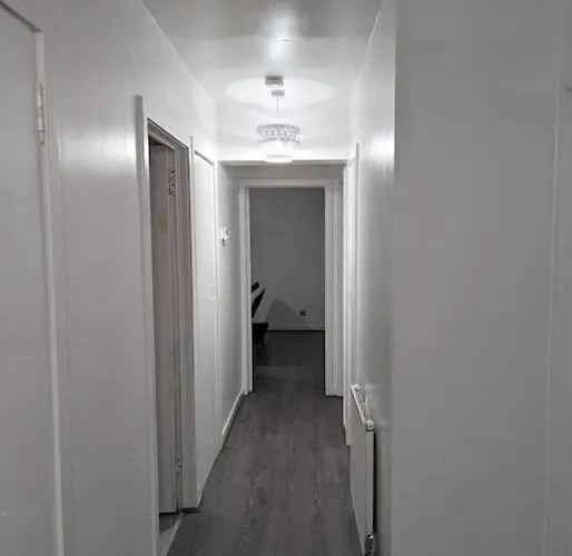 Apartment 3 Bedroom Sleeps 8 Edinburgh