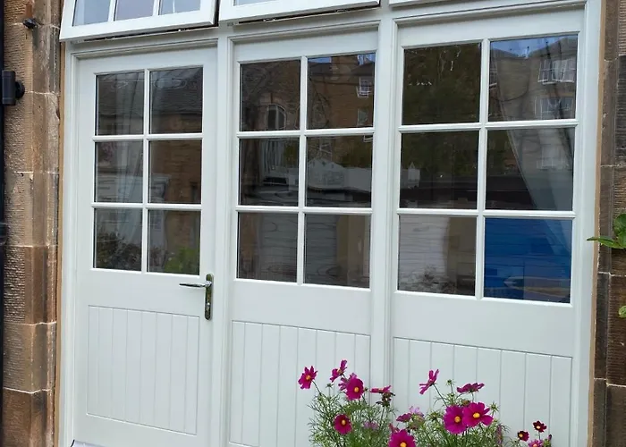 7a The Mews - In The *