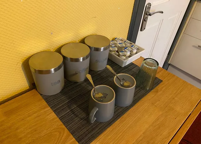 Luxe בית הארחה *