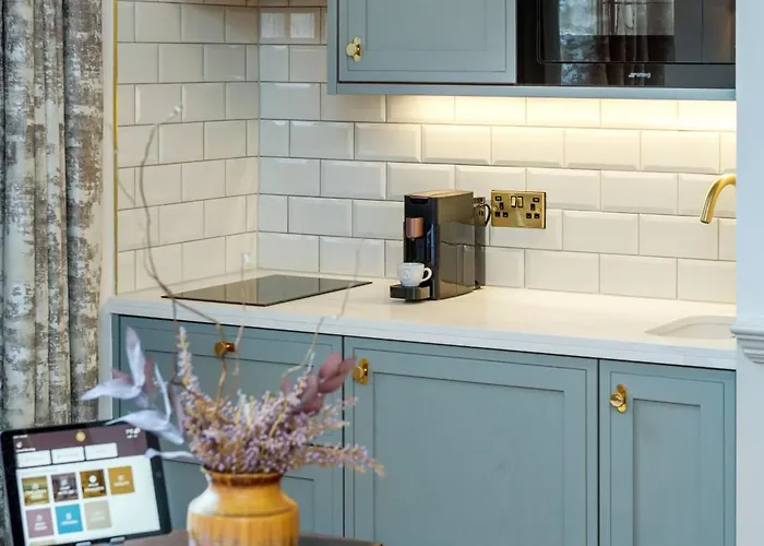 Righ Residences - George Street 4*