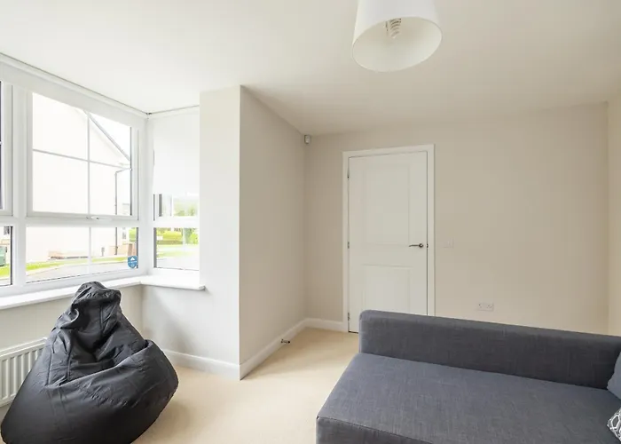 Luxury Detached Semesterbostad Edinburg
