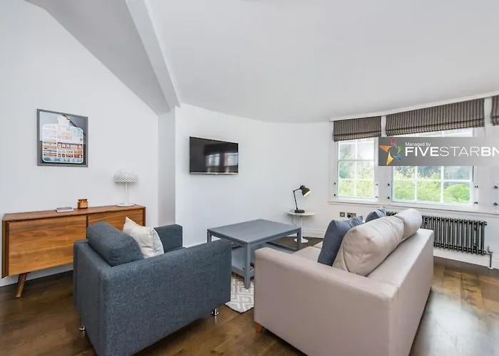 Cool Urban With Stunning Castle Views Appartamento Edimburgo