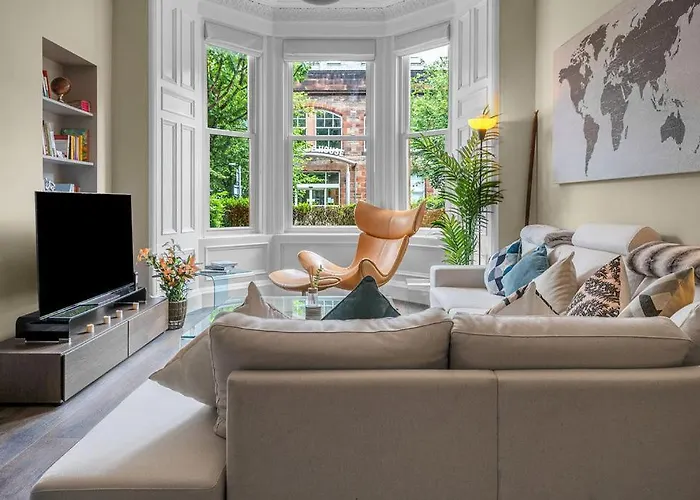 Elegant 2bed-central -by Homes