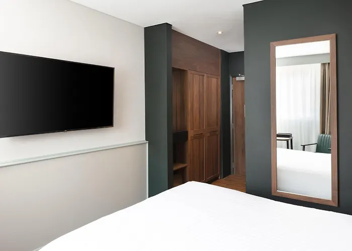 Four Points By Sheraton Hotel