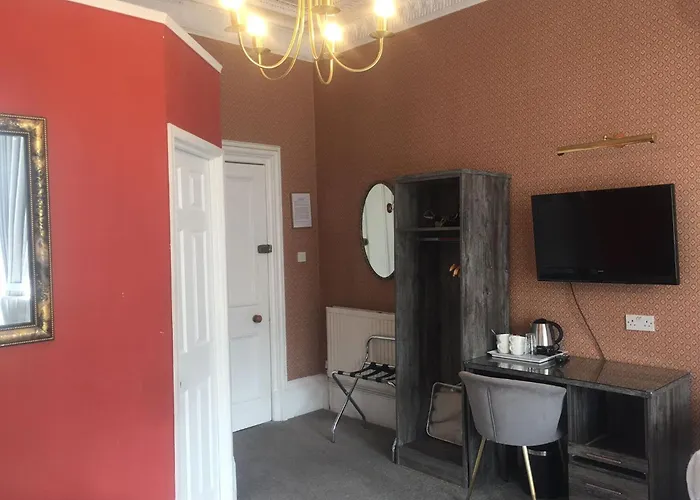 Alexander Πανσιόν