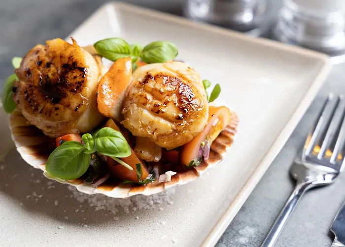 Four Points By Sheraton Hotel 4*