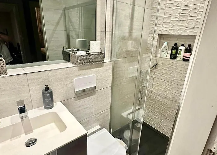 Immanuel House - Modern Luxury Victorian 1872 - Free Parking & Superfast Fibre Optic Wifi Appartamento Edimburgo