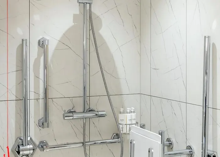Righ Residences - George Street Aparthotel