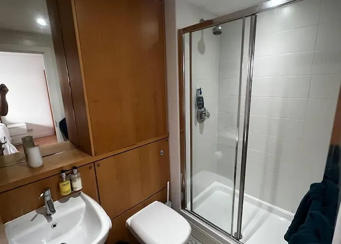 דירה Spacious Penthouse אדינבורו