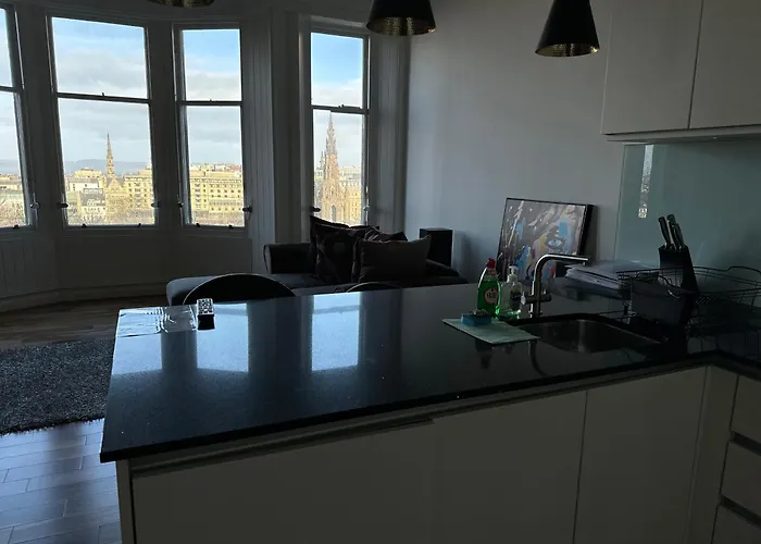 Modern Flat With Views By The Royal Mile * Edimburgo