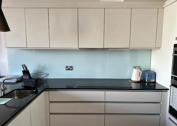 Modern Flat With Views By The Royal Mile Apartamento Edimburgo