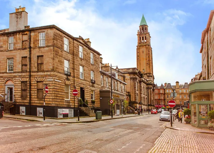 Luxury Apartment, Stafford Street
