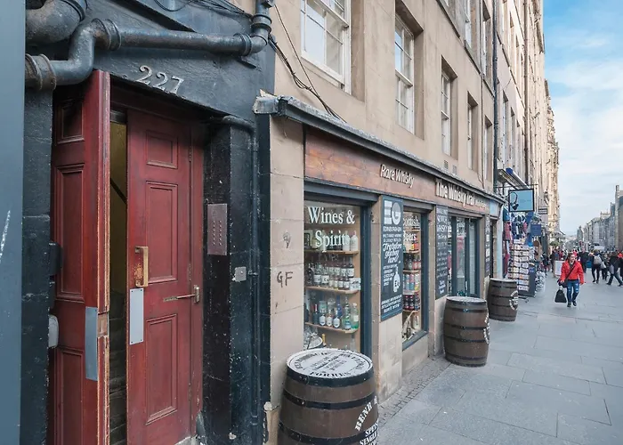 High Street Edinburg