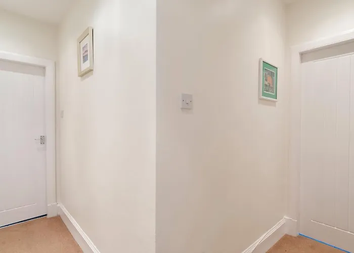 High Street דירה