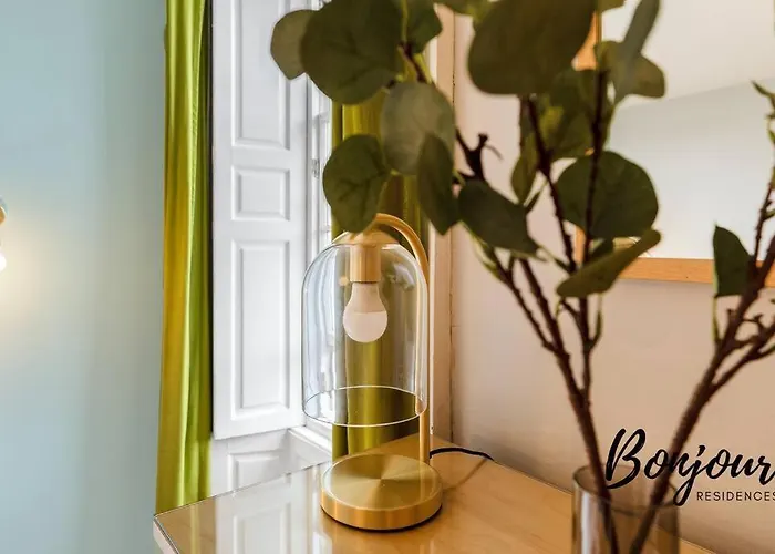 Monge Old Town 2br-1ba, Near Royal Mile By Bonjour Residences